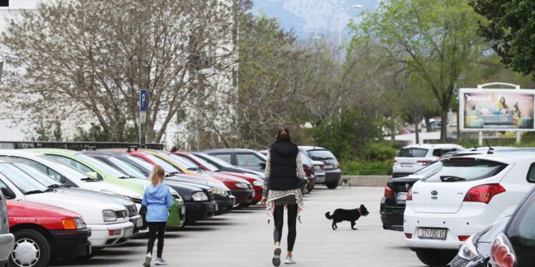 Slobodna Dalmacija – Najavljen prosvjed u splitskom kvartu; ‘Dosta nam je obmana prošle i sadašnje vlasti. Želimo trajna rješenja!’