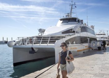 Slobodna Dalmacija – ‘Naranča’ dobila nasljednicu! Katamaran ‘Orangina’ najnoviji je na Jadranu, povezivat će Brač, Šoltu i Split