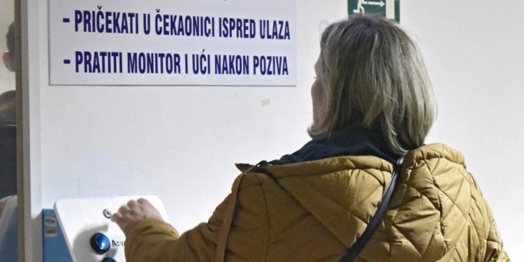 Slobodna Dalmacija – Ne paše vam termin u laboratoriju splitskog KBC-a? Pripremite novčanik, privatno vađenje krvi postalo je pravi ‘luksuz‘