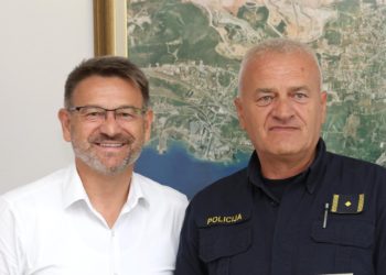 Slobodna Dalmacija – Nediljko je najbolji solinski policajac, otvorio nam je dušu: ‘Lako je napisati kaznu, ali posebno je teško…’