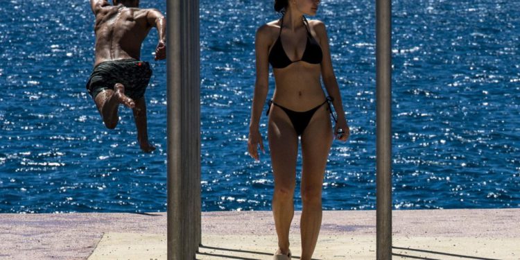 Slobodna Dalmacija – Nešto se čudno događa na Žnjanu! S novim izgledom najavila se ‘eksplozija’ cijene kvadrata, a onda čitamo ovo…