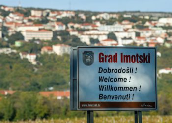 Slobodna Dalmacija – Okončan ‘rat za vodu’ između Imoćana i Makarana, Imoćani smatraju da su na gubitku: ‘Sve što je valjalo, otišlo je…’