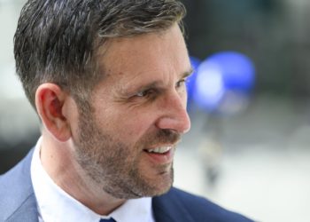 Slobodna Dalmacija – Otkrivamo pozadinu bombastičnog dogovora; Šuta je svog igrača Keruma stavio u Žnjan d.o.o. da izbjegne Puljkovu grešku