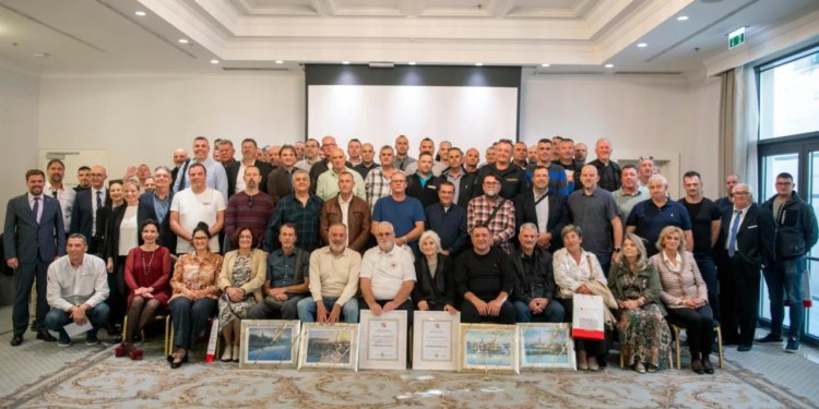 Slobodna Dalmacija – Pao rekord u Splitu; nikad više onih koji su svojim činom spasili živote; danas je njihov dan, dobili su priznanja…