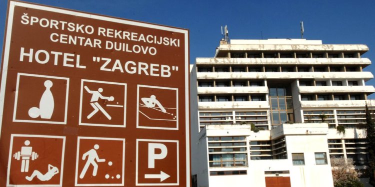 Slobodna Dalmacija – Rektorova izjava zgrozila inicijatore doma za starije! Najavili izlazak na ulice: ‘Moćni lobi misli da je iznad…’