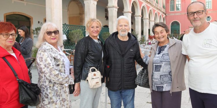 Slobodna Dalmacija – Split sa sevdahom u srcu, Lidija nam priznala: Svako jutro sam se na posao vozila uz njegov ‘Prvi poljubac’. Baš uvijek