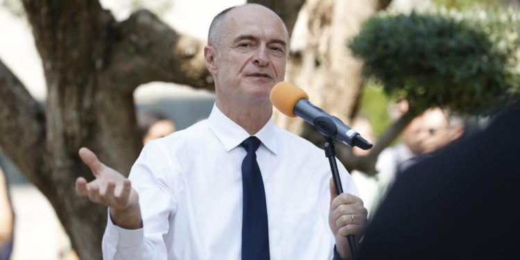 Slobodna Dalmacija – Splitski onkolog Vrdoljak: ‘Nema afere, izložen sam linču! Ovo je tragikomedija, pozivam pravosudna tijela na istragu’