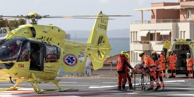 Slobodna Dalmacija – Teška tragedija kod Imotskog: čovjeku pozlilo u vožnji, helikopterom prebačen u KBC Split, ali nije mu bilo spasa