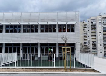 Slobodna Dalmacija – Učenici na Pujankama, Ravnim njivama i Splitu 3 uskoro u jednoj smjeni; ‘krcaju’ se milijuni, evo plana