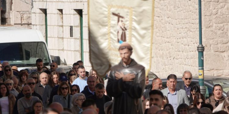 Slobodna Dalmacija – Veliko slavlje: Imoćani obilježili blagdan sv. Franje, zaštitnika svoje župe