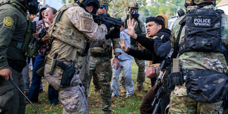 Službenici za imigraciju uhitili su gotovo 20 djece američkih državljana – uključujući dvoje s rakom – u prvih devet mjeseci Trumpova mandata, kaže se u izvješću