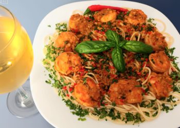 Špageti s velikim repovima kozica