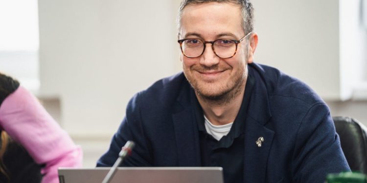 Splitski kirurg Matijević o slučaju Beroš: “Ministrice, studije pokazuju da bez prakse kirurške vještine brzo atrofiraju”