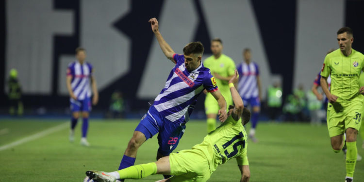 Sportske novosti – Dinamo – Lokomotiva derbi zamrznutih odnosa! ‘Led’ na relaciji Maksimir