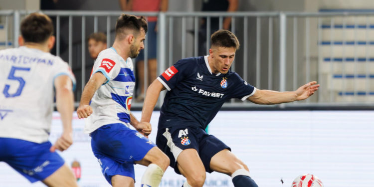 Sportske novosti – Dinamo i Osijek otvaraju niz ključnih okršaja u HNL-u, Dinamo je ove jeseni, za razliku od prošle, savršen u derbijima