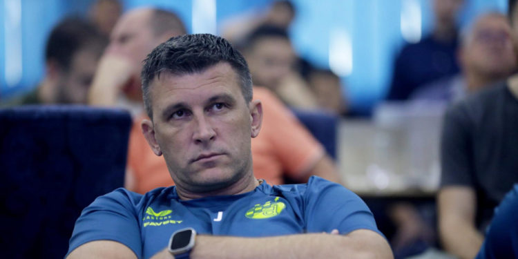 Sportske novosti – ‘Opet ja budala, je li? On nije igrao jer ste ga ubijali! U Dinamu nitko nikada nije radio u ovakvim okolnostima’