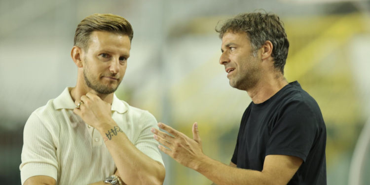 Sportske novosti – Pojačanja Hajduka: Pajaziti i Karačić ispred svih, Rebić i Ivušić se traže, Španjolci najmanje pokazali