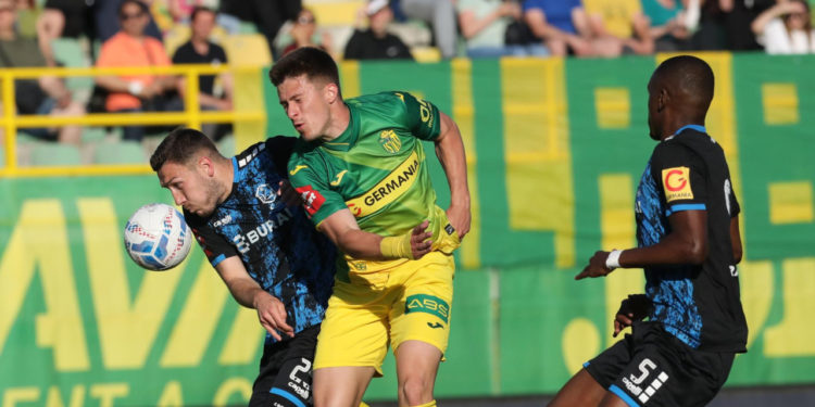 Sportske novosti – Poznato tko je navijač koji je izazvao skandal u Puli: ‘Očekujemo jasnu i odlučnu reakciju institucija’