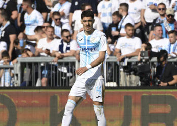 Sportske novosti – VIDEO: Krvnički start Nike Jankovića ostavio Rijeku s desetoricom. Sudac nije ni morao gledati VAR