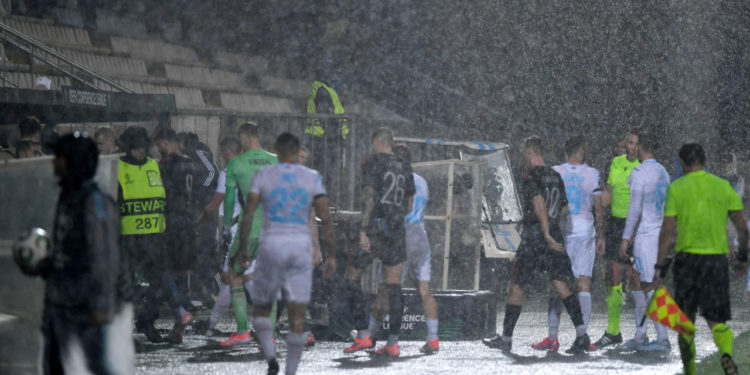 Sportske novosti – VIDEO: Ovakvo orkansko jugo se ne pamti na Rujevici! Pogledajte trenutak kad je sudac morao prekinuti utakmicu