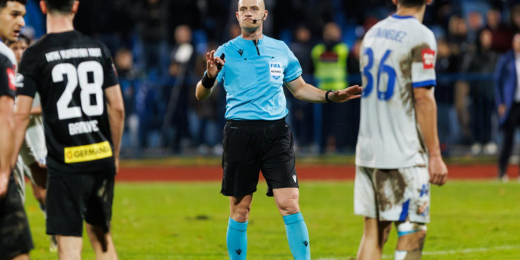 Sportske novosti – Većina navijača uvjerena: Ono nema veze s prekršajem, sudac je spasio Dinamo i težeg poraza