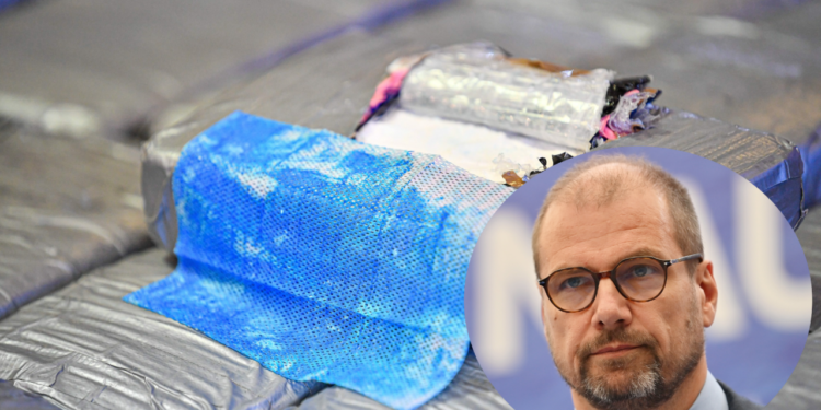 Sramota je džilitnut se, ne pogodit cilja: ako su im promaknuli kamioni kokaina, lista za ostavke je podugačka