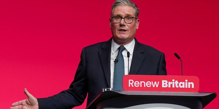 Starmerov digitalni ID zatraži se povećava s lijeve i desne strane