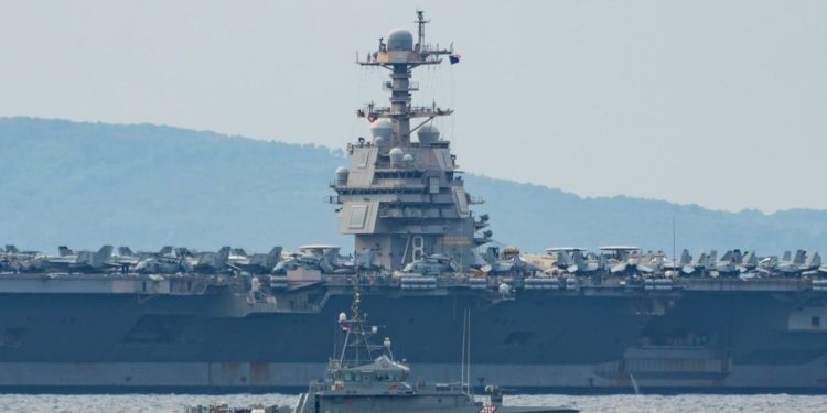 Stigla naredba: Američki nosač aviona odlazi iz Splita