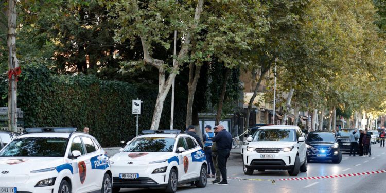 Sudac je čovjek ubio na suđenje zbog imovinskog spora u šokantnom napadu