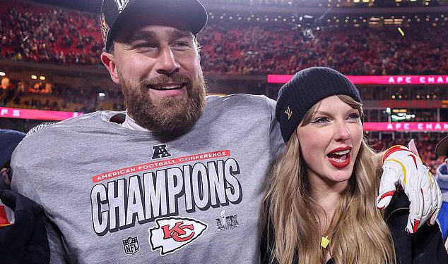 Travis Kelce napustio je histeriku dok Jason otkriva kako je rastuća Taylor Swift Song utjecala na njegov NFL oblik