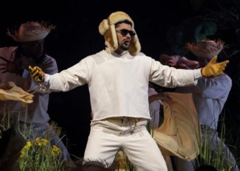 Trump Adviser kaže da će agenti ICE-a prisustvovati Super Bowlu nakon što je Bad Bunny najavio kao poluvremeni čin: “Pronaći ćemo vas”