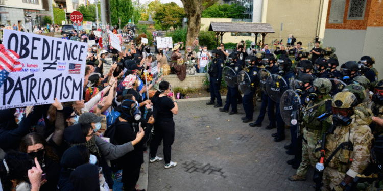 Trump administrator razgovarao je o slanju 82. zrakoplovne divizije u Portlandu, otkrivaju procuri