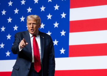 Trump će ovog vikenda ugostiti veliku proslavu mornarice, dok vojska prolazi bez plaćanja tijekom isključivanja: “Emisija mora nastaviti!”