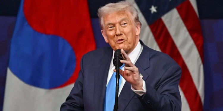 Trump će razgovarati o krizi s fentanilom s kineskim Xi Jinpingom na summitu