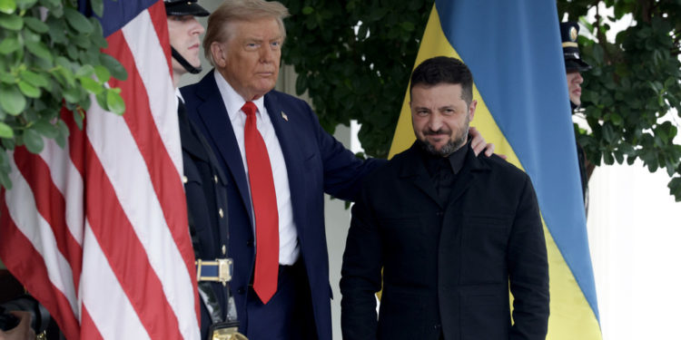 Trump negira da je od Ukrajine zahtijevao predaju Donbasa — RT Rusija i bivši Sovjetski Savez