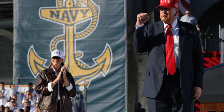 Trump obećava članove usluge ‘svaki posljednji peni’ tijekom zatvaranja