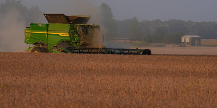 Trump planira paket pomoći za američke poljoprivrednike soje dok traže trgovinski sporazum s Kinom