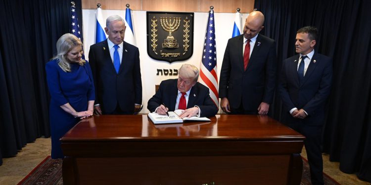 Trump pozdravlja ‘novi početak’ kao Izrael-hamas zarobljenika