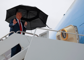 Trump započinje tjedan na Bliskom Istoku nadgledajući povijesni mirovni sporazum