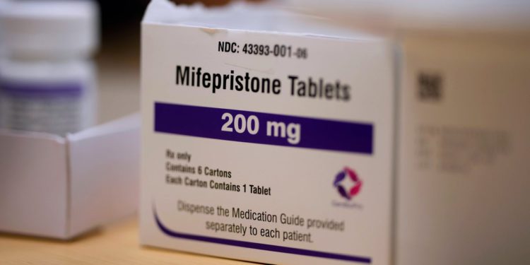 Trumpova administracija odobrava generičku verziju tablete za pobačaj nakon što je RFK JR imao sigurnost lijeka FDA