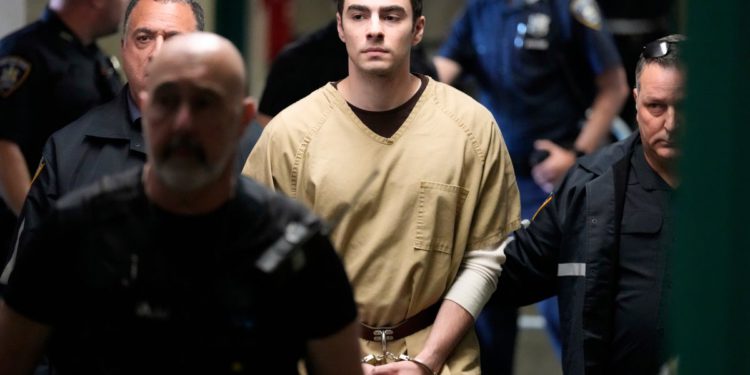 Tužitelji kažu da nisu naštetili na društvenim medijima o atentatu na izvršni direktor UnitedHealthcare