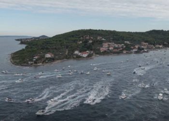 U Lukoranu održan najveći lignjolov na Jadranu