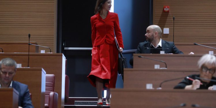 U Saboru buknula drama zbog Dalije Orešković: ‘U prolazu me nazvala smećem’