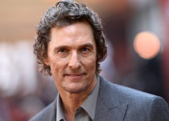 Učitelj iz Austina moli Matthewa McConaugheyja za pomoć u spašavanju posrnule škole od ‘Ošamućenog i zbunjenog’