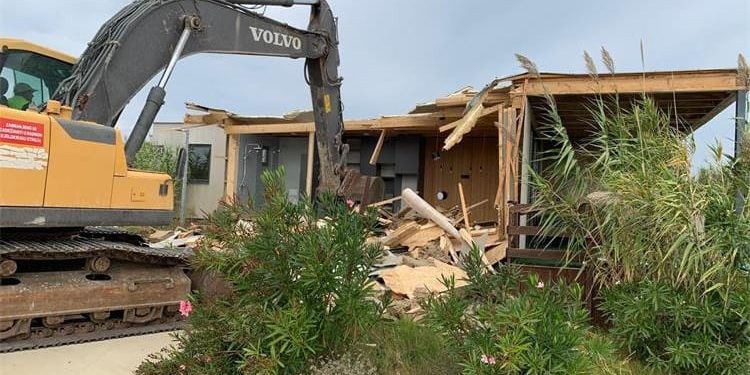 Uklanjamo 124 bespravno izgrađena objekta pa nastavljamo diljem otoka