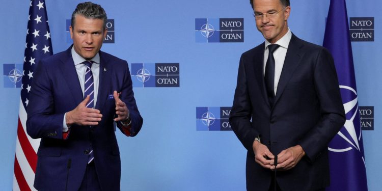Ukrajinsko-rusko rat najnovije: SAD kažu NATO-u da ‘Poveća vatrenu snagu’ uoči sastanka Trumpa-Zelenskog