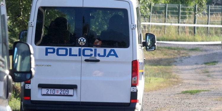 Ukrali skuter i torbicu u Petrićima i u Ulici Mihovila Pavlinovića