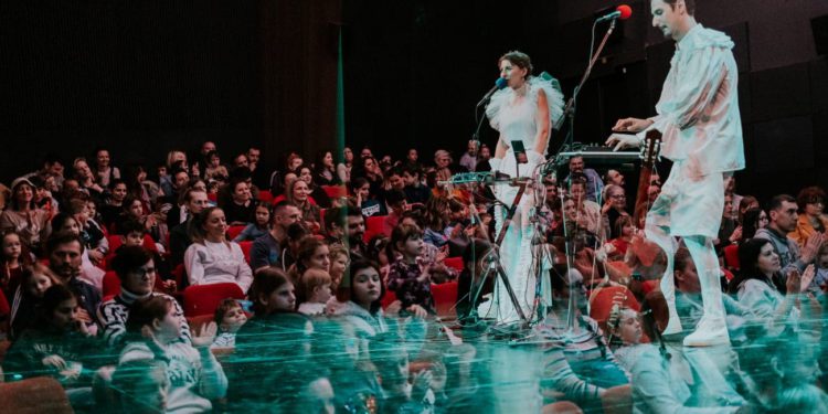 Umjetnost kao igra – KLIKER festival stiže u Split, od besplatnog koncerta u Podrumima, do predstava i radionica za bebe i djecu u Domu mladih