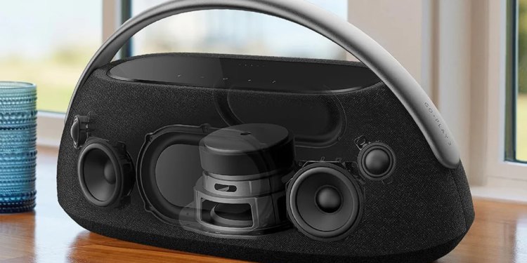 Uštedite 60% na prijenosnom zvučniku Harman Kardon Go + Player 3 s ugrađenim subwooferom od 5″