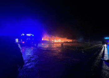 VIDEO Veliki požar zahvatio tržnicu Arizona u Brčkom